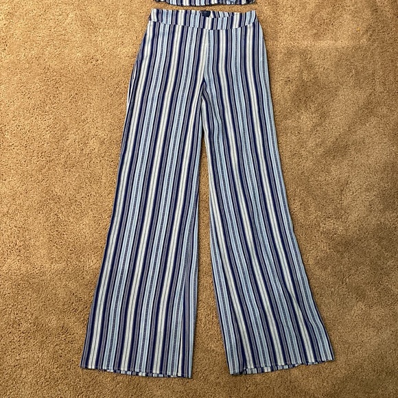 NEW Two Piece Blue Stripe Set - Picture 2 of 4